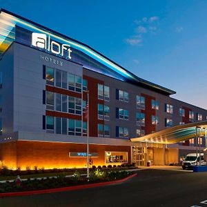 Aloft Cleveland Airport