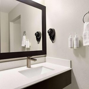 Room One Double One Single Bed Mobility Access or Non-Smoking